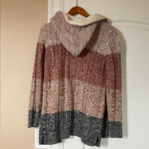 Lety & Me multi-colored cardigan, medium - Picture 5 of 5